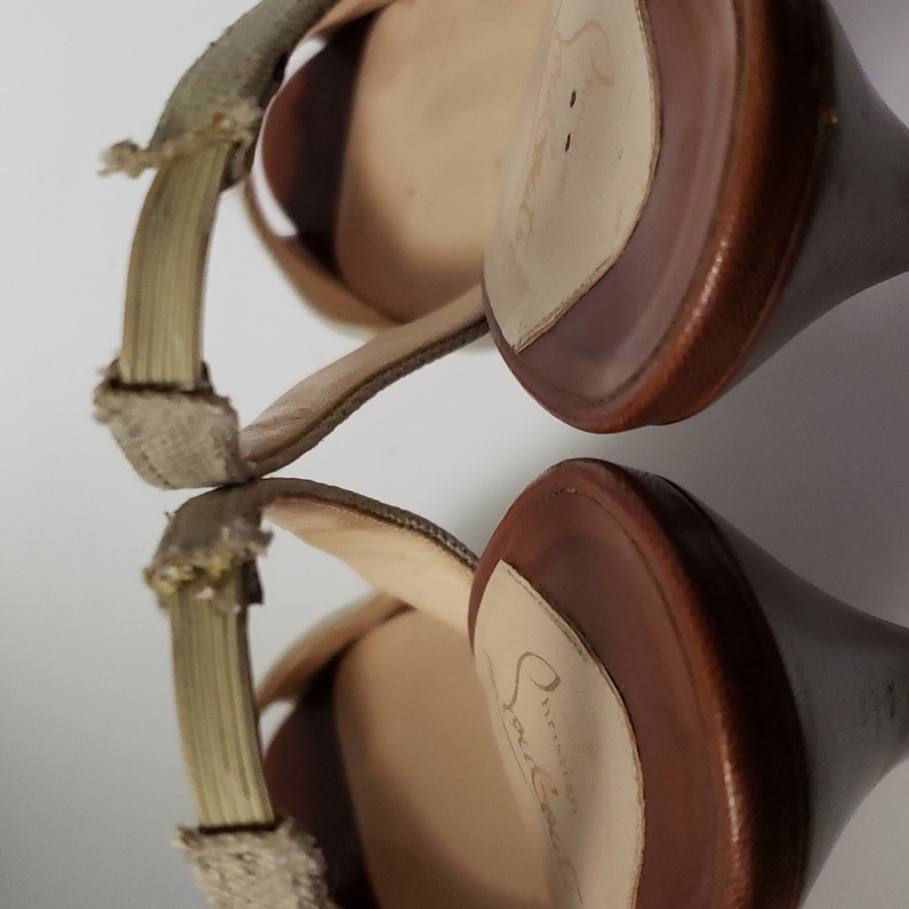 Christian Louboutin Sling Backs Heels - Picture 5 of 12